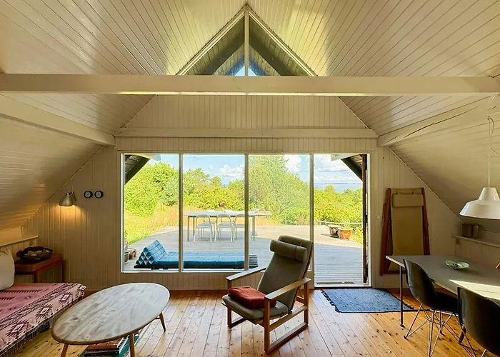 With Sea View At Sejero Bay Fårevejle